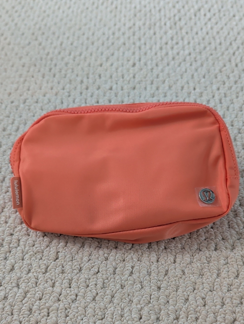 lululemon Everywhere Belt Bag